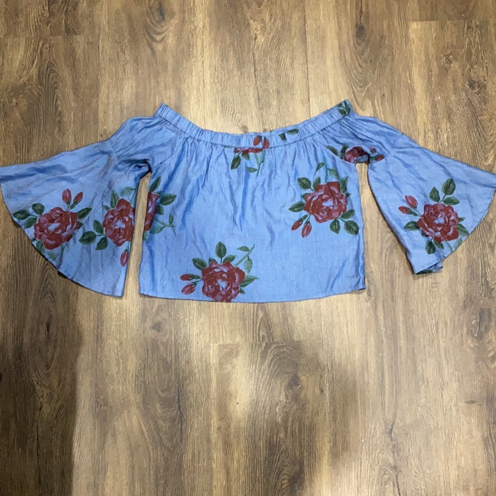 Off the shoulder top - Picture 3 of 4